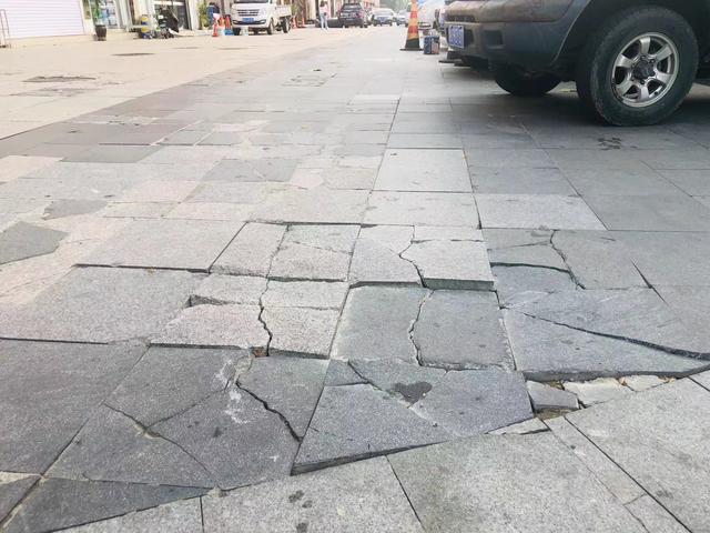 瓷砖烂了一小块怎么处理好(瓷砖烂了一小块怎么处理好呢) 瓷砖烂了一小块怎么处理好(瓷砖烂了一小块怎么处理好呢)