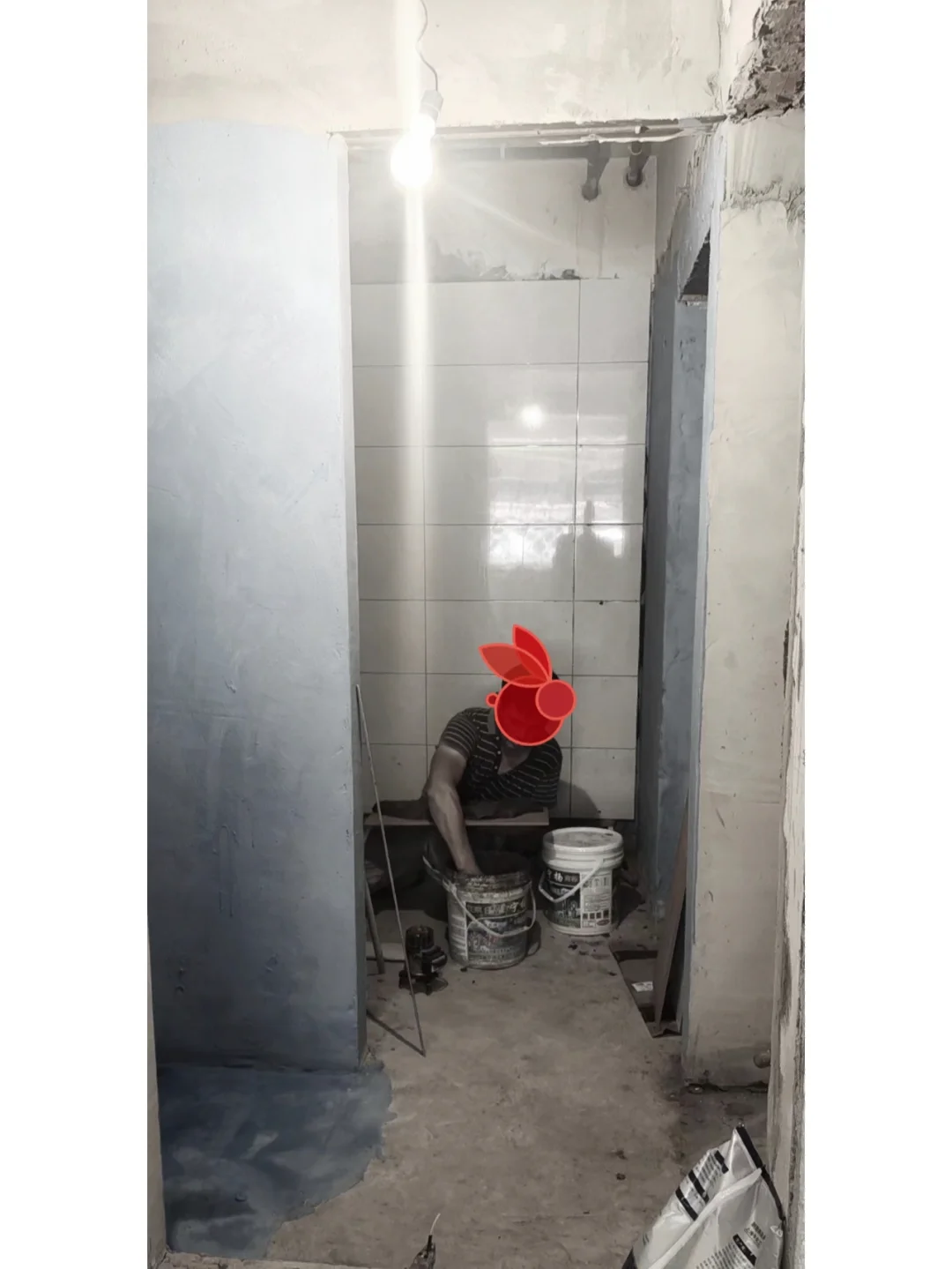 墙面瓷砖坏了如何更换(墙面瓷砖坏了如何更换视频)