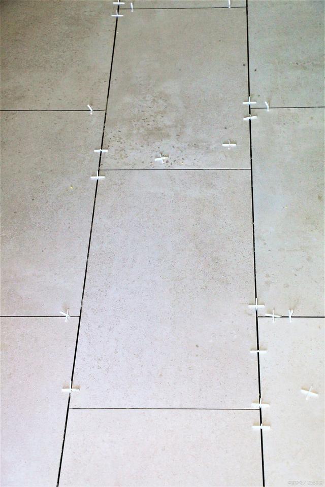 瓷砖空鼓打胶有用吗(瓷砖空鼓打胶有用吗多少钱) 瓷砖空鼓打胶有用吗(瓷砖空鼓打胶有用吗多少钱)